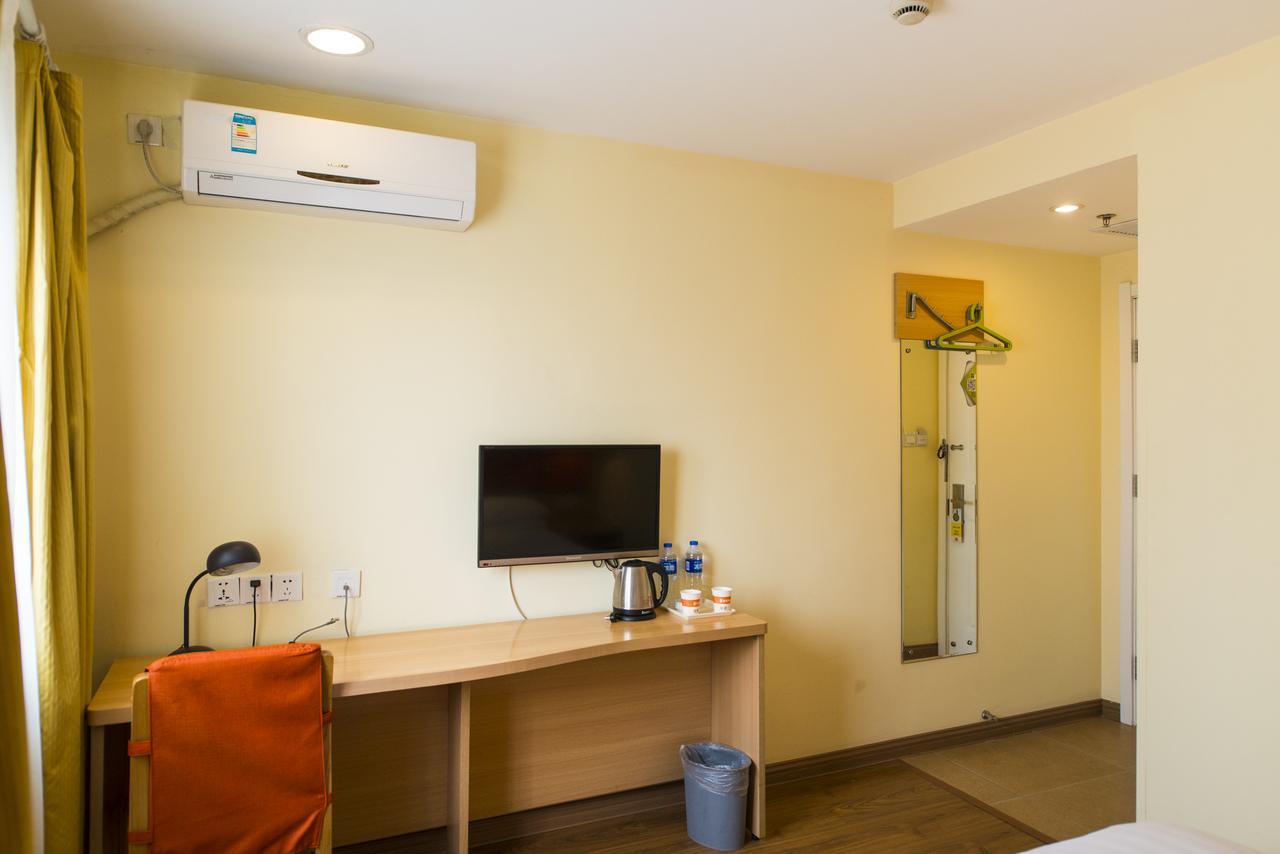 Home Inn Chongqing Jiangbei Airport Shuangfeng Road Exterior foto