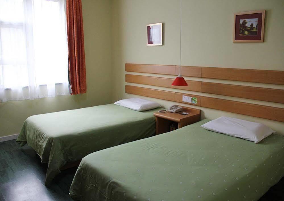 Home Inn Chongqing Jiangbei Airport Shuangfeng Road Exterior foto